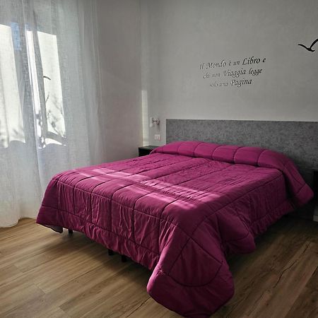Cecchina L'Arancio B&B المظهر الخارجي الصورة