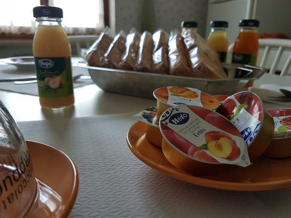 Cecchina L'Arancio B&B المظهر الخارجي الصورة