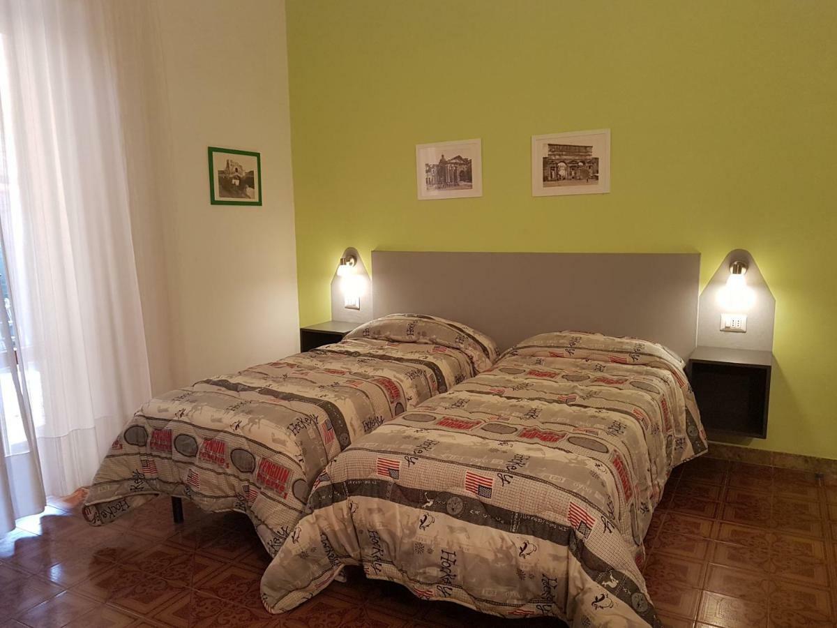Cecchina L'Arancio B&B المظهر الخارجي الصورة